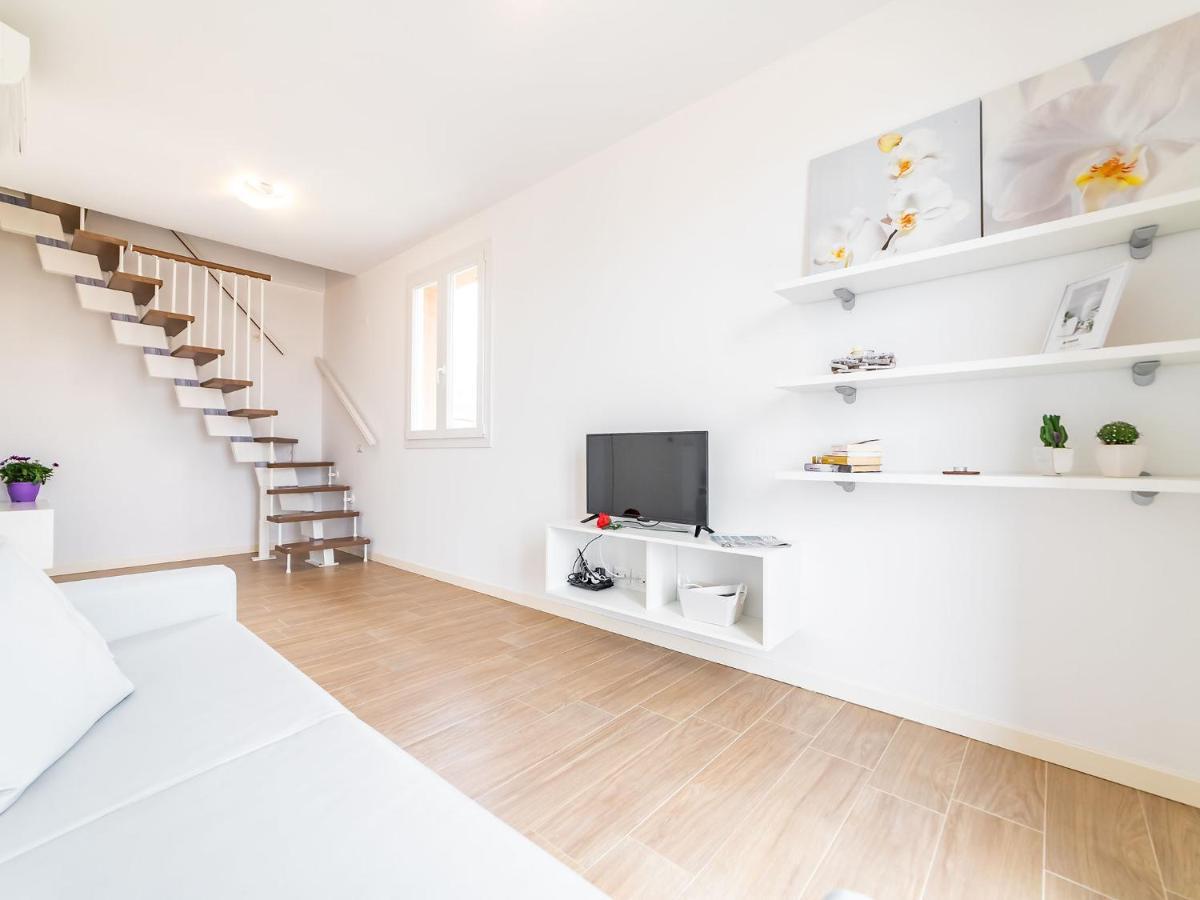 Reginella - A Few Steps Away From The Beach Borghetto Santo Spirito Exterior foto